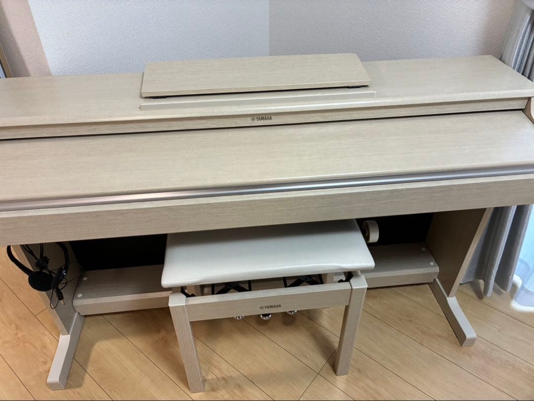 【現地引取のみ】2022年製　YAMAHA電子ピアノ　YDP-165 ARIUS