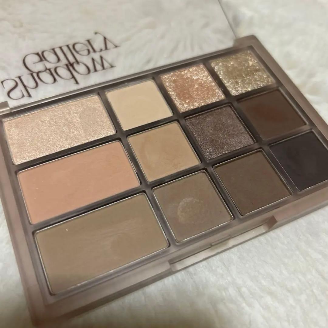 CLIO アイシャドウパレット16点まとめ売り