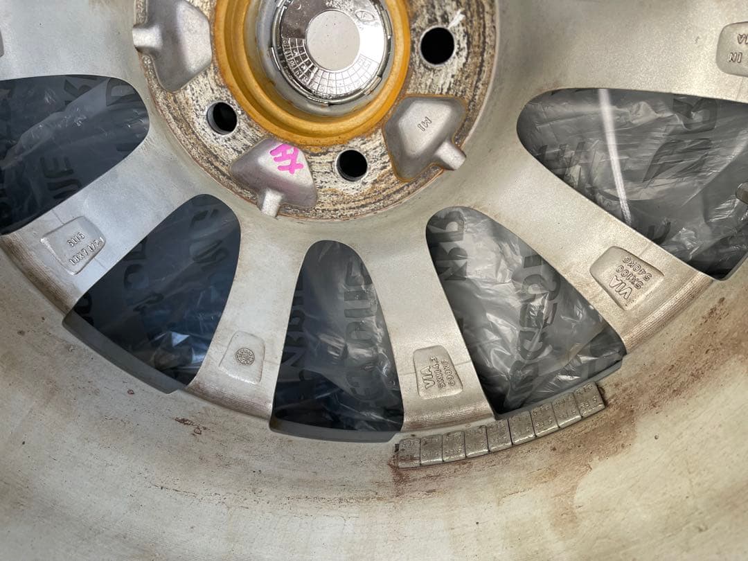 スタッドレスタイヤ プリウス 225 / 40R18 880 PHV GR用