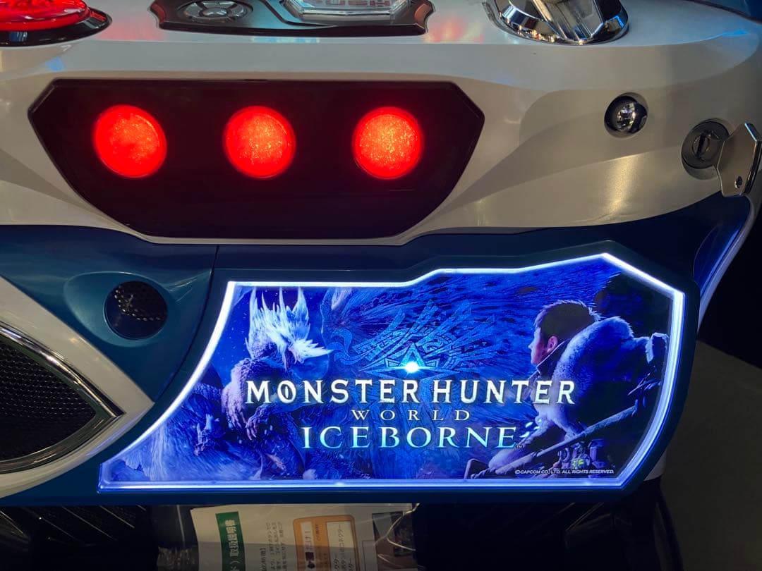 スロット　モンスターハンター アイスボーン無段階ボリュームついてます　 実機