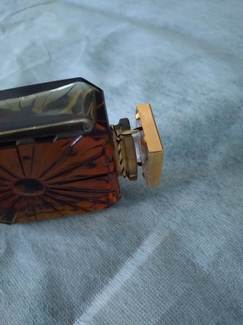 Guerlain ゲラン 夜間飛行 四角形ブラウンボトル 30ml 未開封