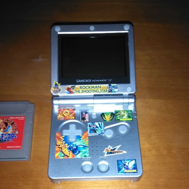 ゲームボーイアドバンスとポケットモンスター赤ソフト