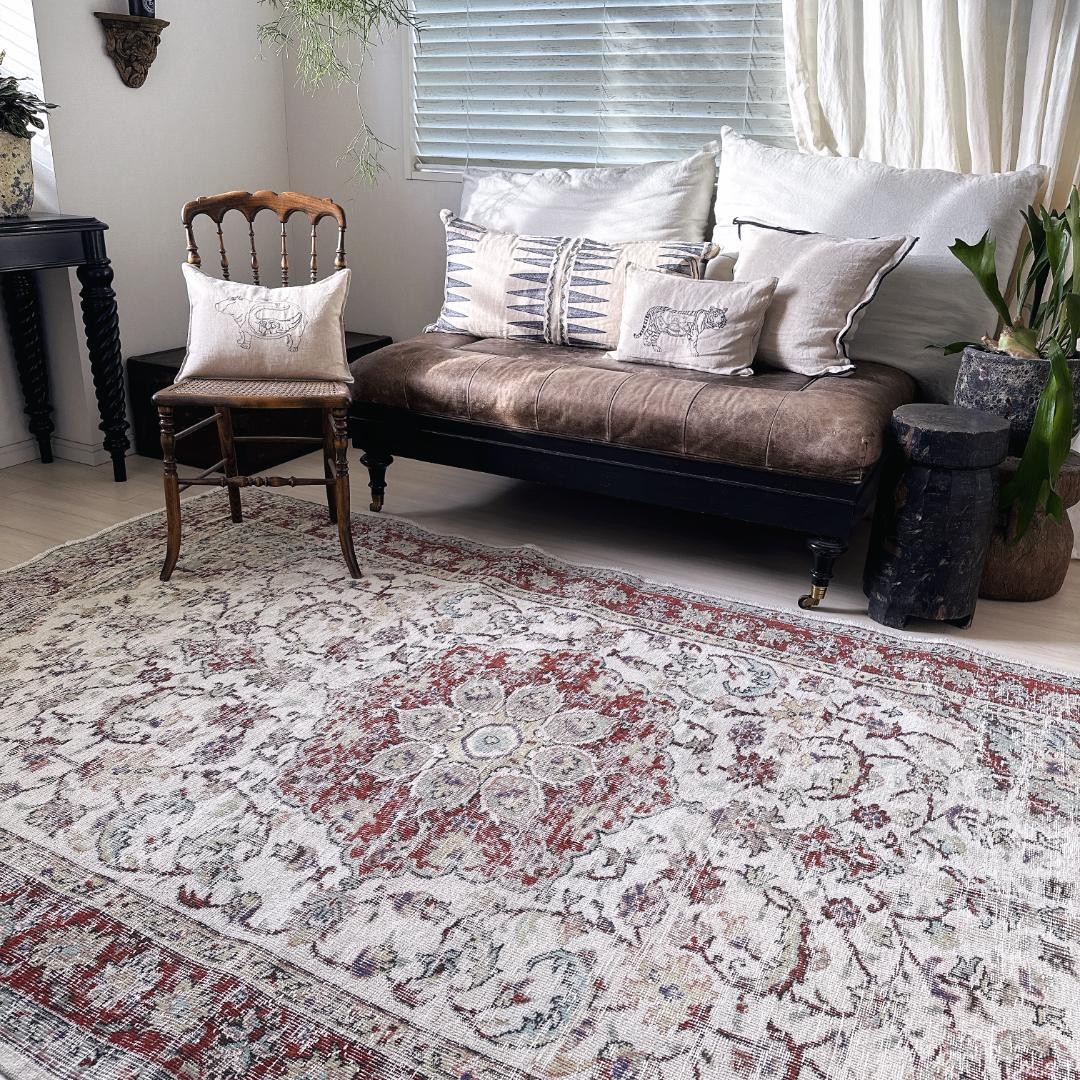 トルコ ヴィンテージラグ A124 レア 超大判 ダークレッド クリーム ミント