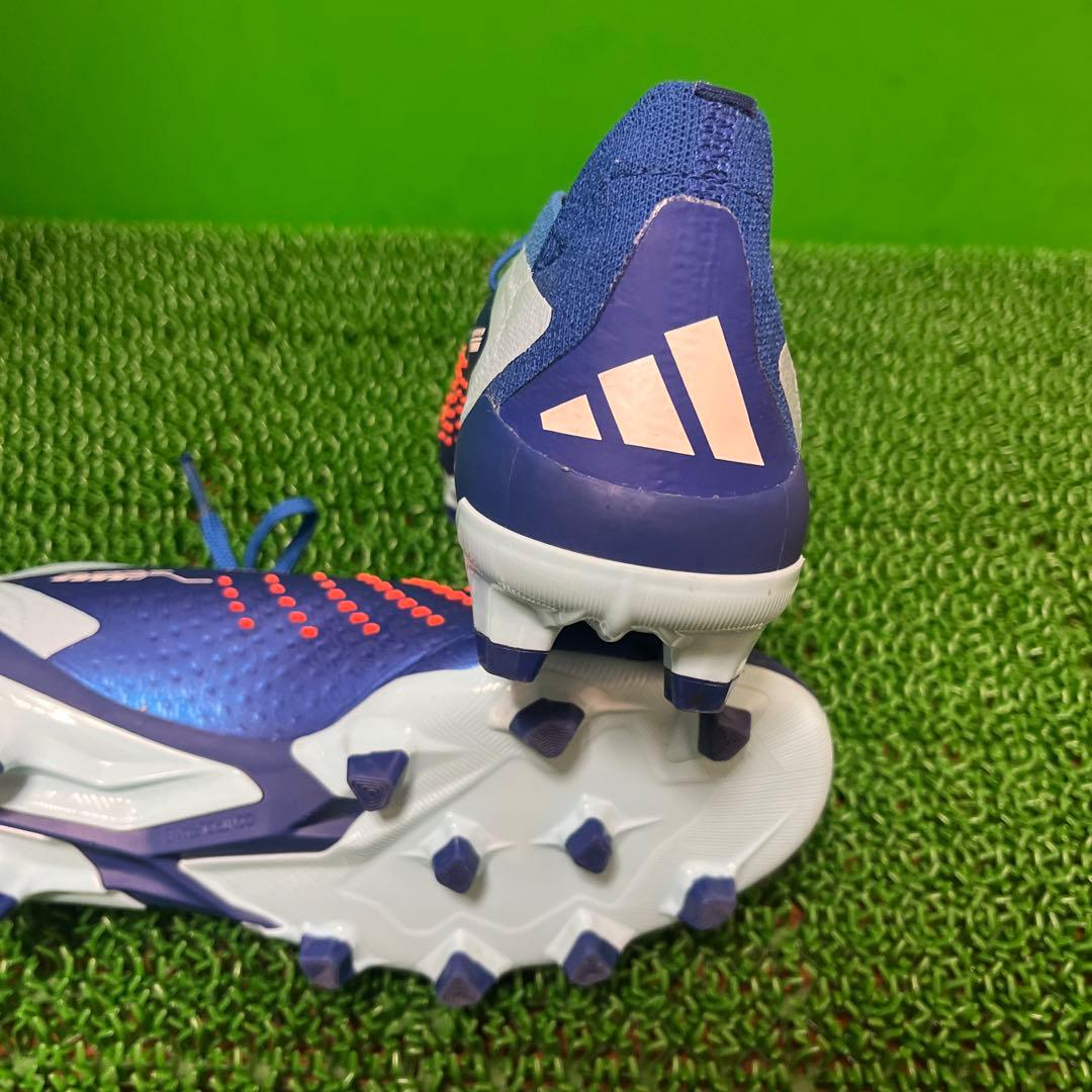 アディダス サッカースパイクプレデターアキュラシー.1LジャパンHG/AG
