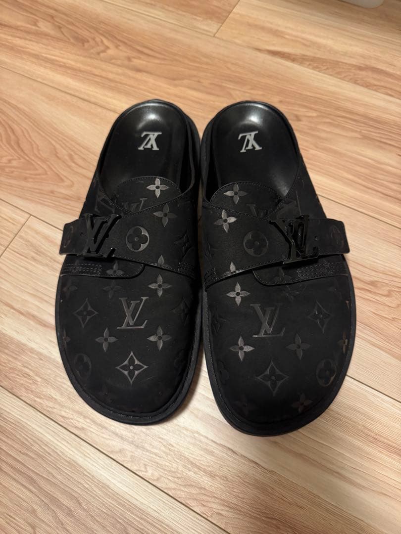 LOUIS VUITTON イージーライン サンダル 黒