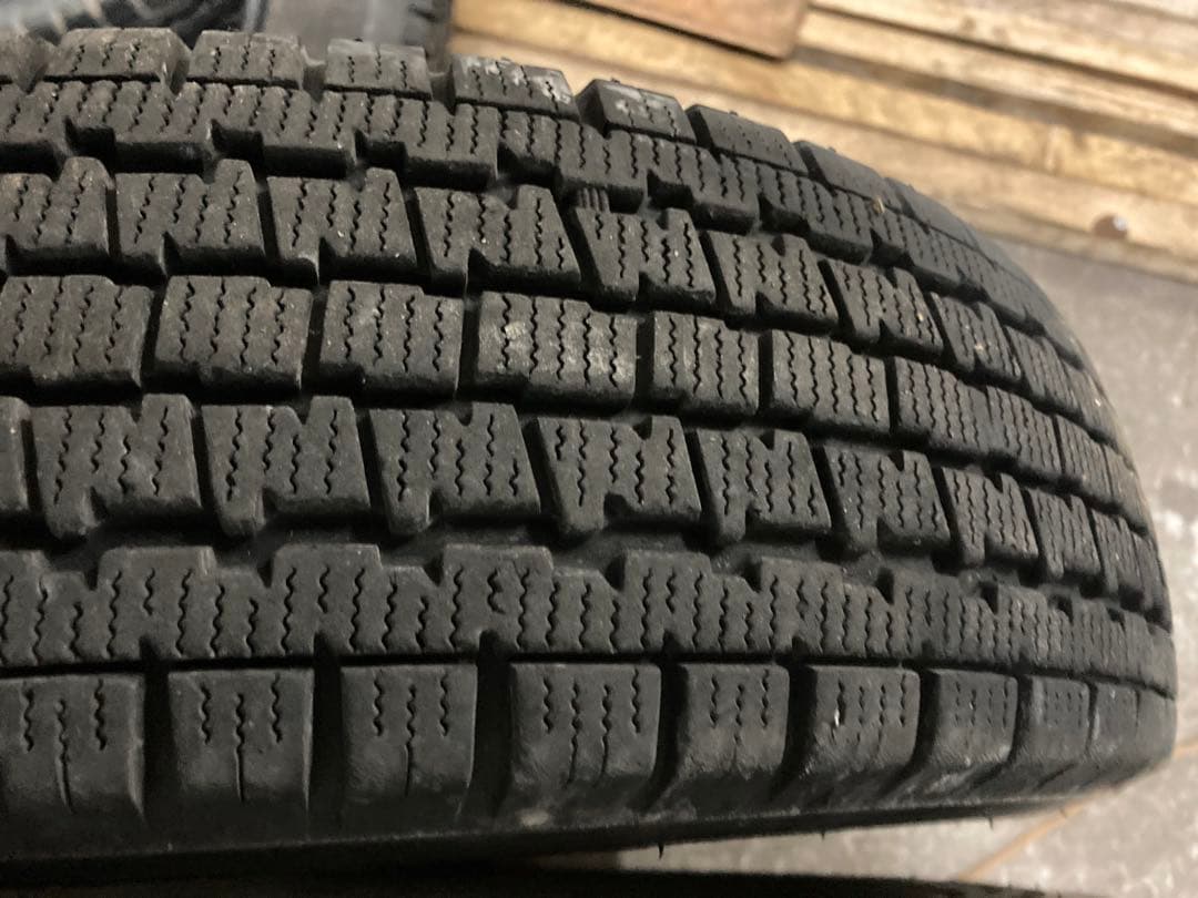 軽トラ全般スタッドレス！W300 145/80R12 4本セット