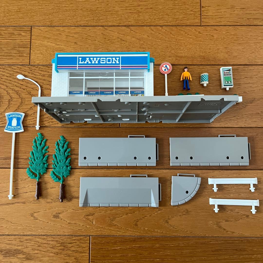 わ*ん様 トミカタウン ローソン☆ローソントラックトミカ付☆