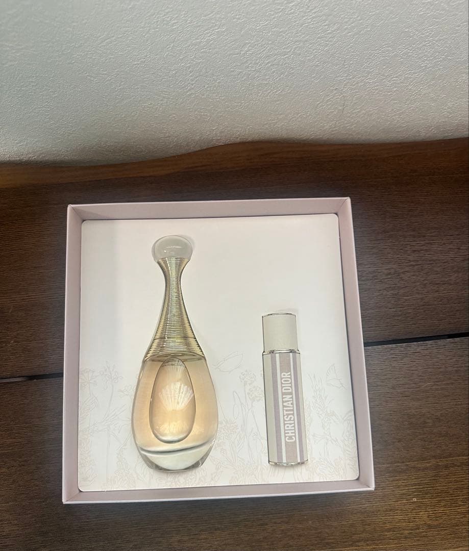 ジャドール オードゥ パルファン 100ml 10mlトラベルスプレー付 新品