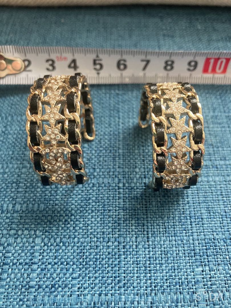 セール　CHANEL ノベルティ　星　ラインストーン　ピアス