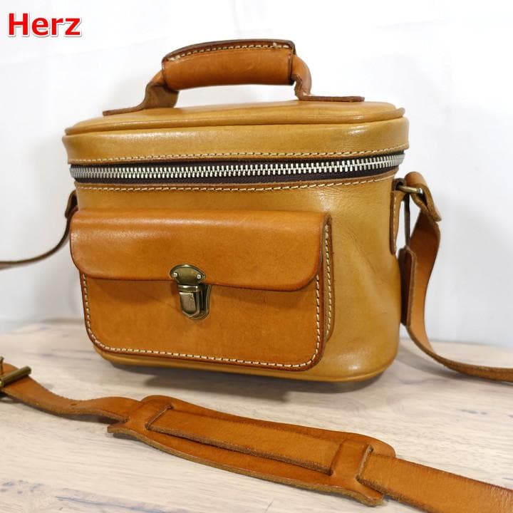 ★定番★ヘルツ　普段使いもできるミニカメラバッグ(N-5)　Herz