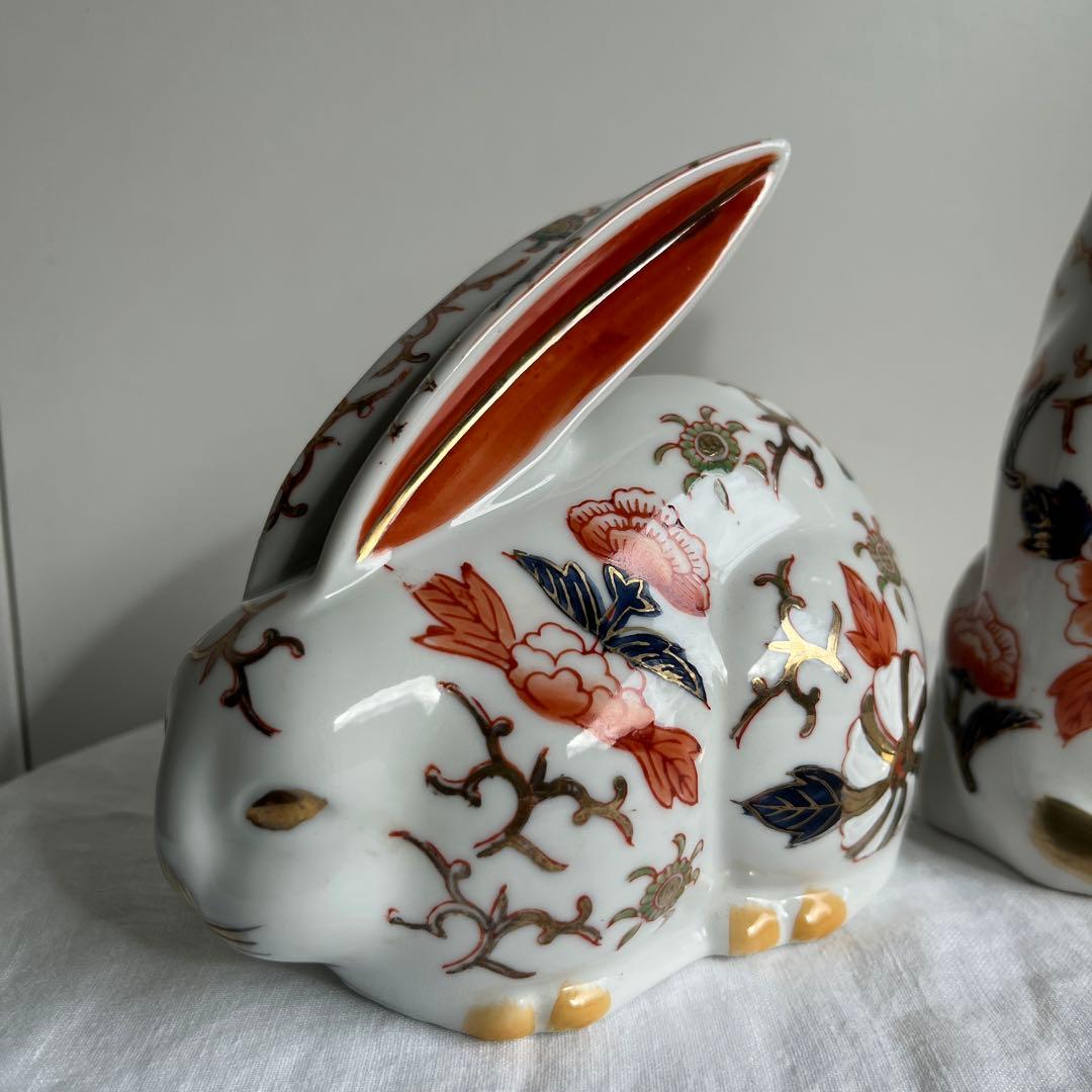 まみ　伊万里　磁器製　ねこ　置物　猫　縁起物　座り猫　陶磁器