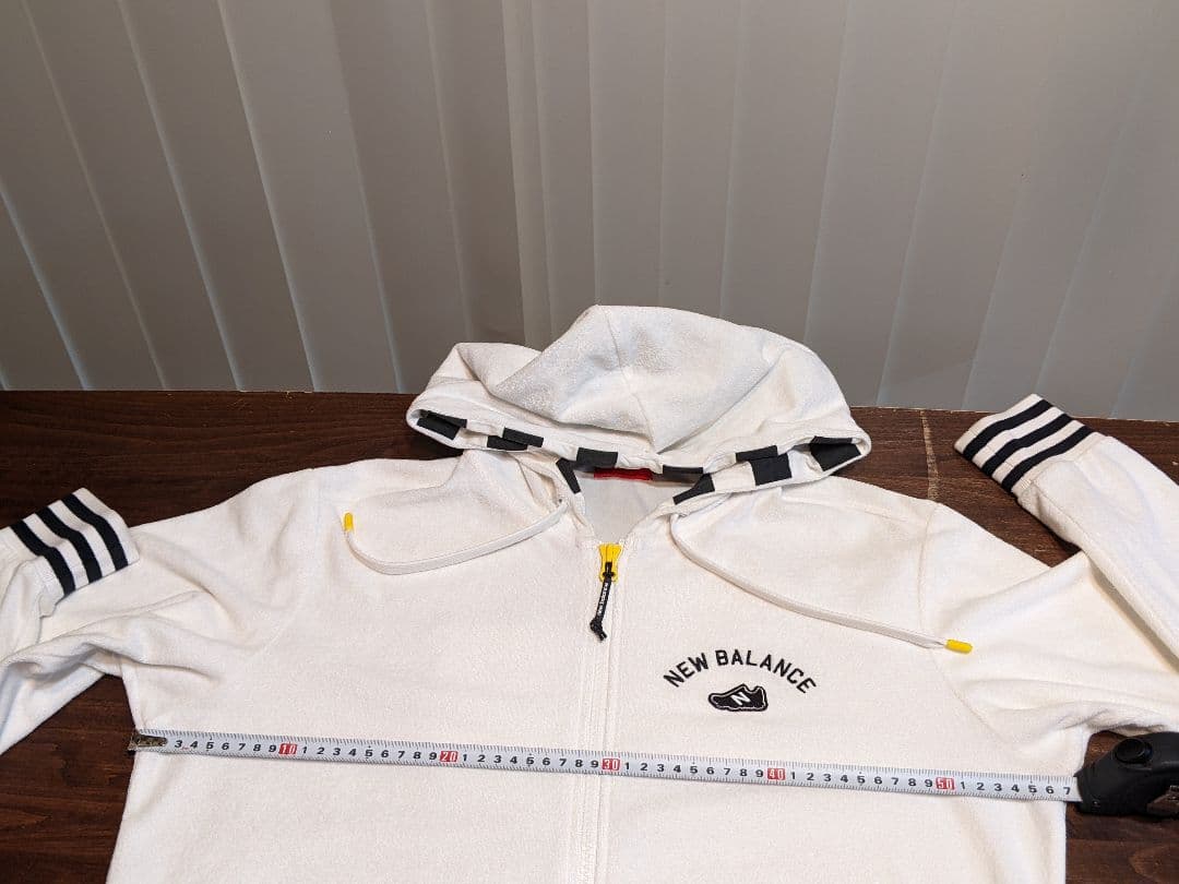 ニューバランス　ゴルフ　フルジップ　パーカー　パイル地　ボーダー　ジャケット　白