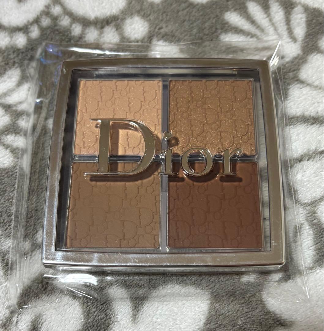 Dior バックステージ コントゥール パレット 001