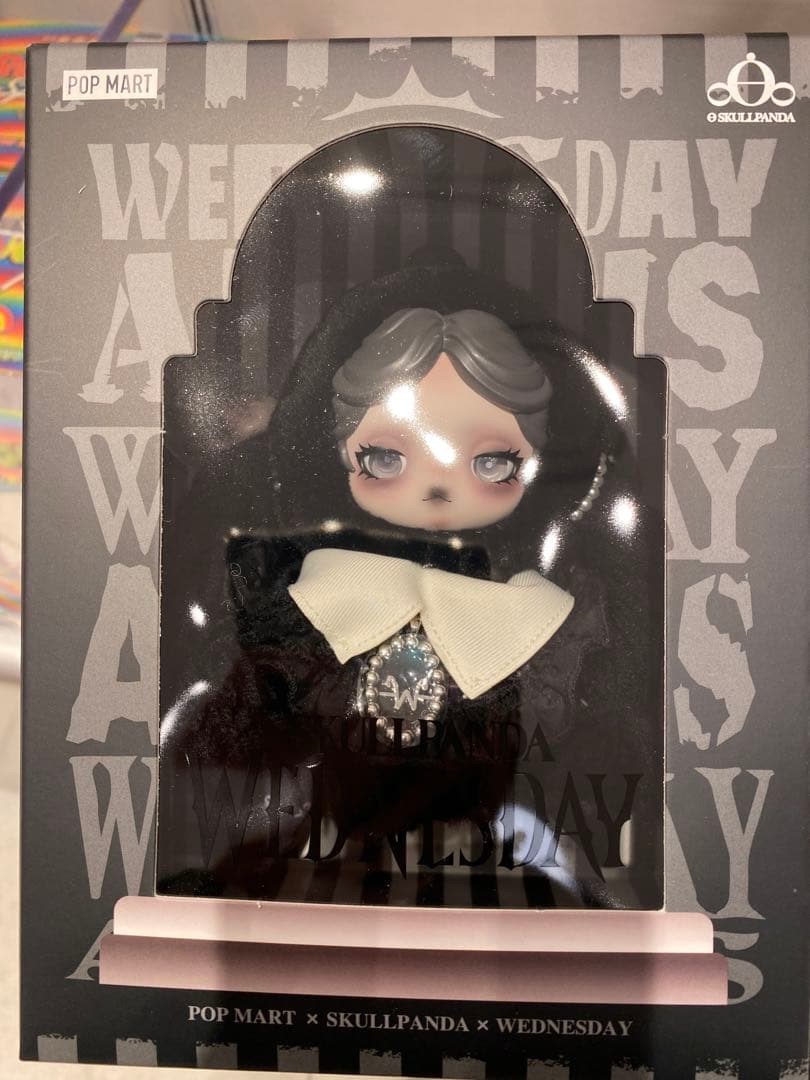 アメリカ限定 ウェンズデー スカルパンダ ポップマート