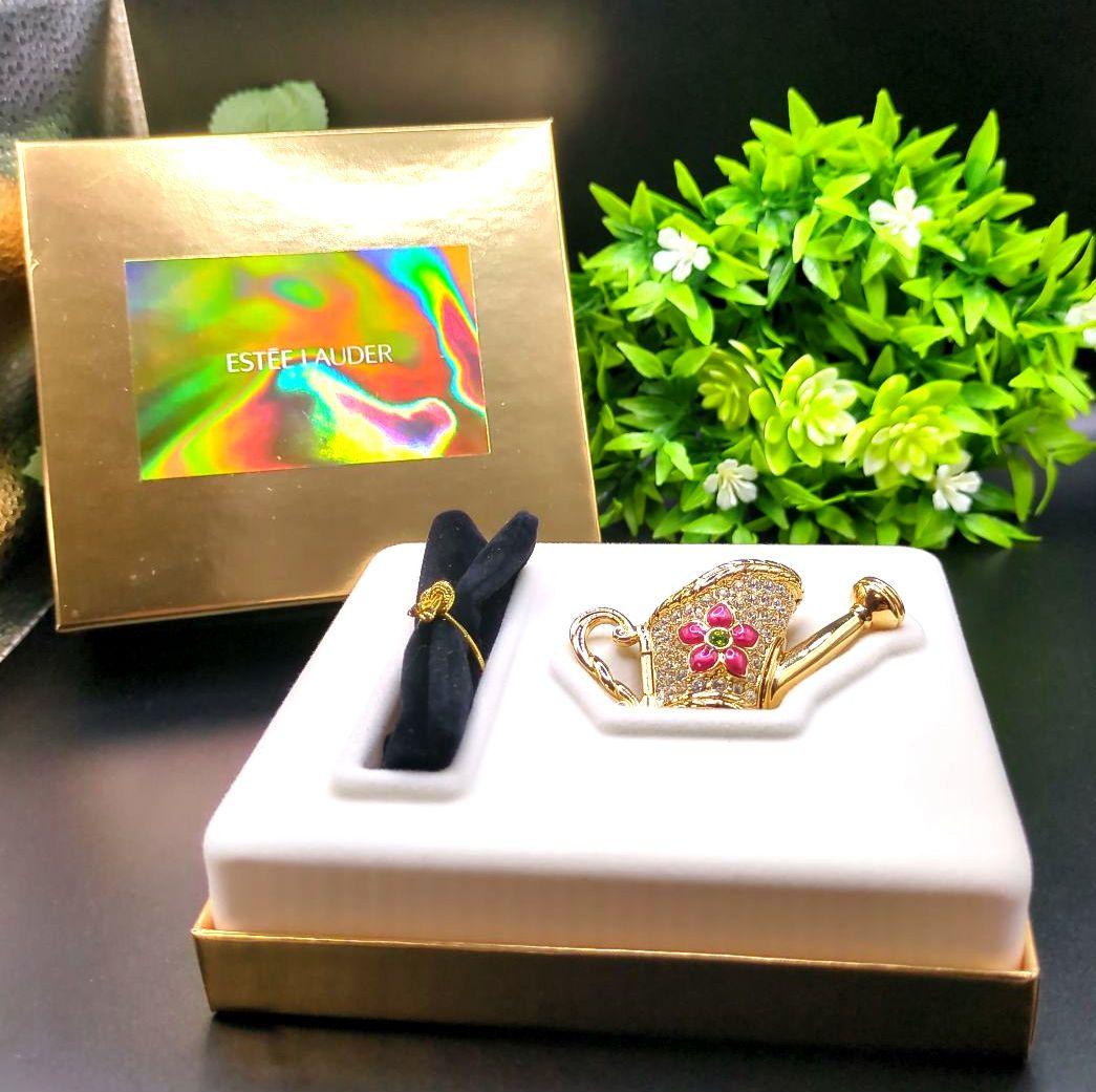 エスティローダー 練り香水 ウォータリングカン 花柄の水差し ジョウロ