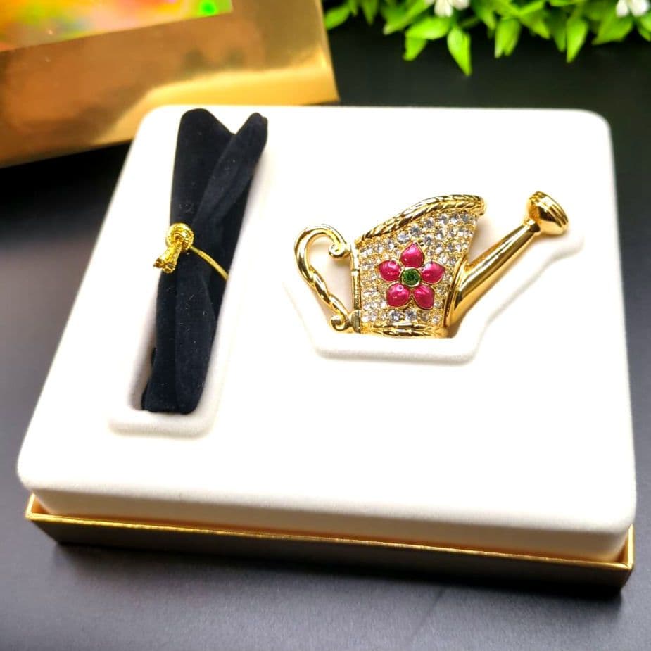 エスティローダー 練り香水 ウォータリングカン 花柄の水差し ジョウロ