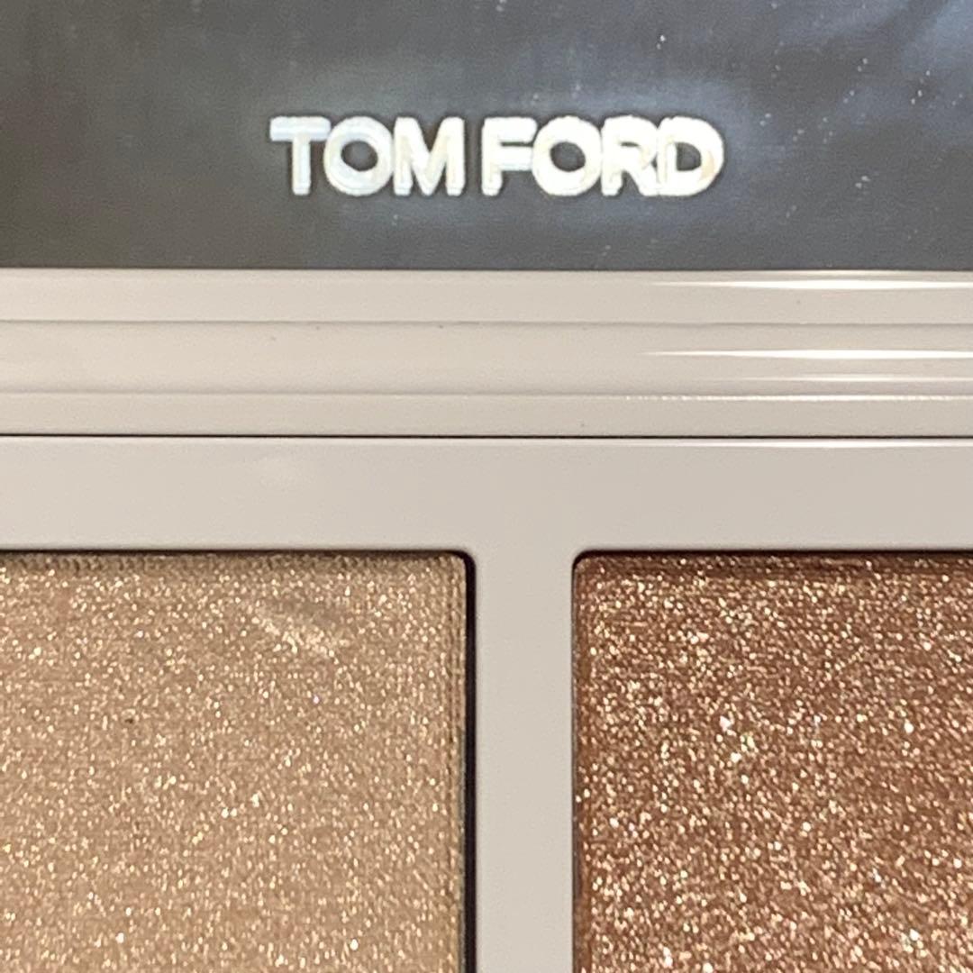 トムフォードソレイユアイカラークォード