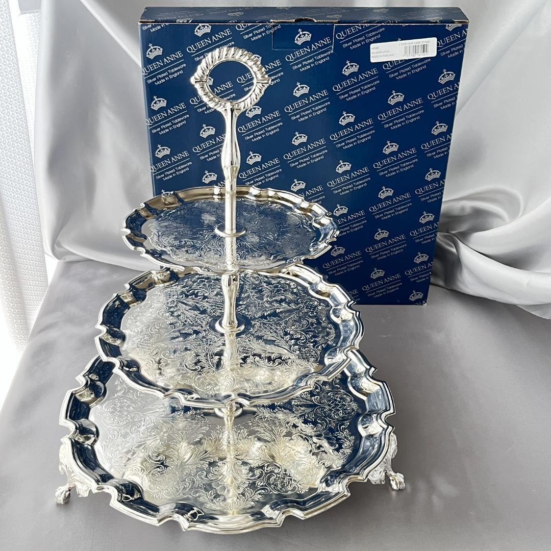 【QUEEN ANNE】 チッペンデールのケーキスタンド 3段