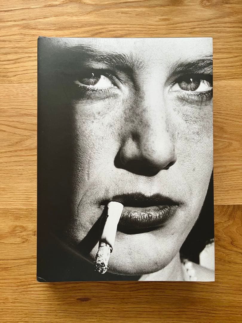 helmut newton legacy：ヘルムート・ニュートン　写真集