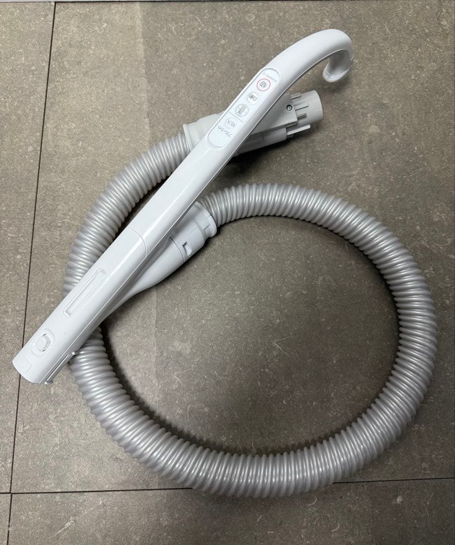 パナソニック◇キャニスター式サイクロン掃除機 MC-SR640K-W