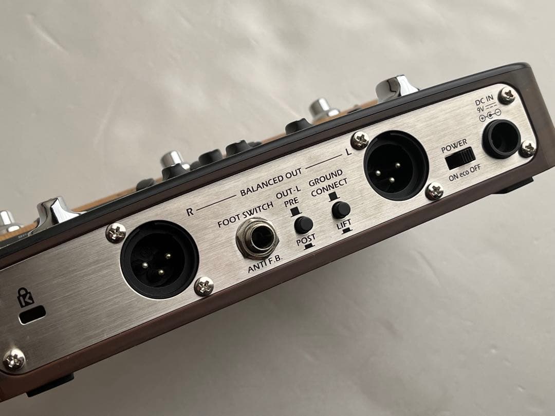 ZOOM AC-3 アコギ用プリアンプ Acoustic Creator