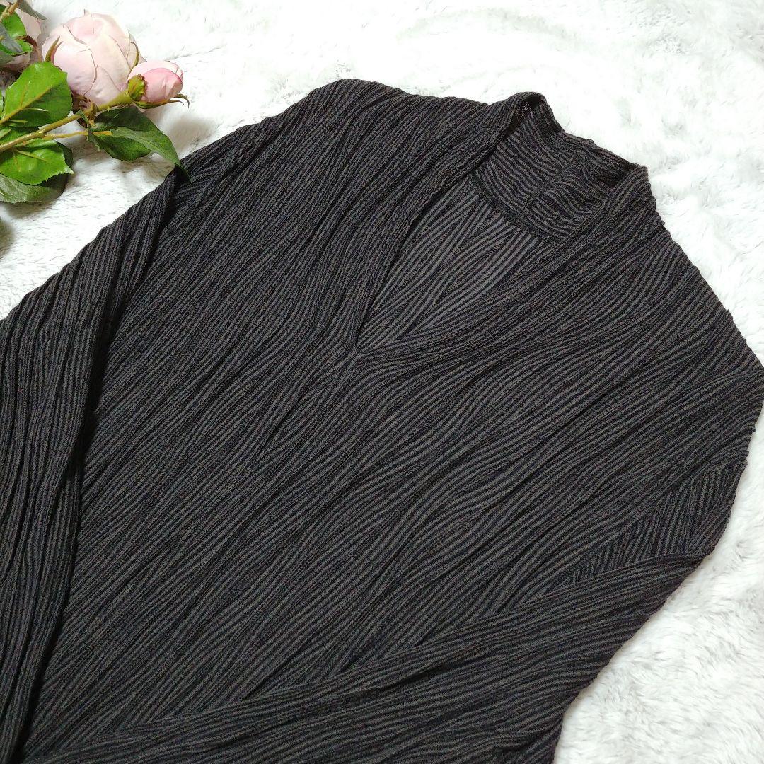 ヨーガンレール　Vネックニットロングワンピース 長袖 ダークカラー