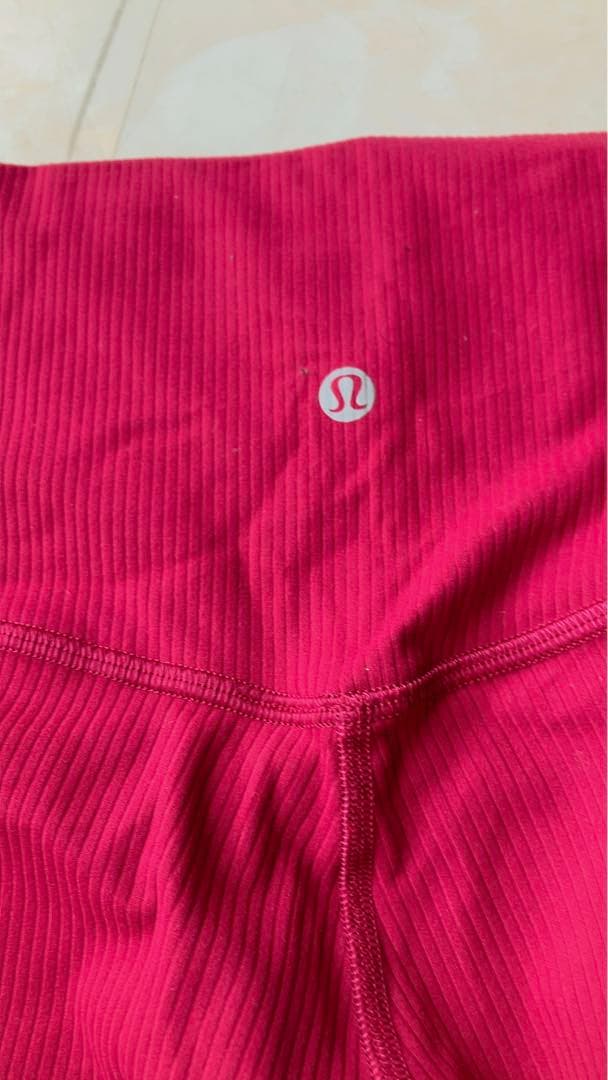 （新品）ルルレモンヨガパンツlululemonヨガパンツ　おしゃれヨガパンツ
