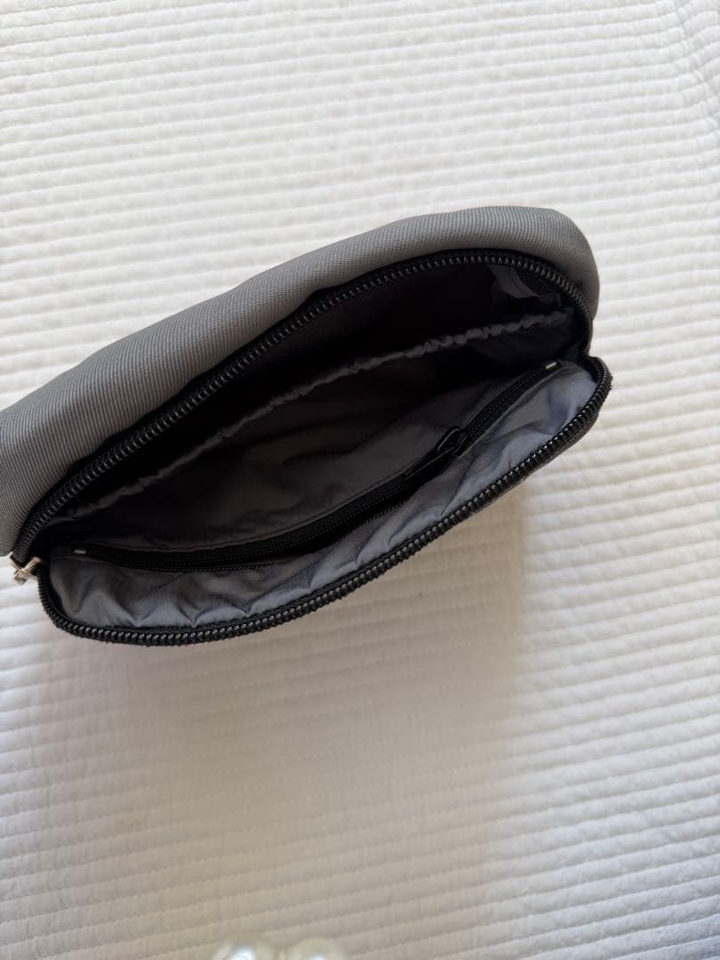 まつ　エルゴ 抱っこ紐 オムニ ブリーズ グラファイトグレー