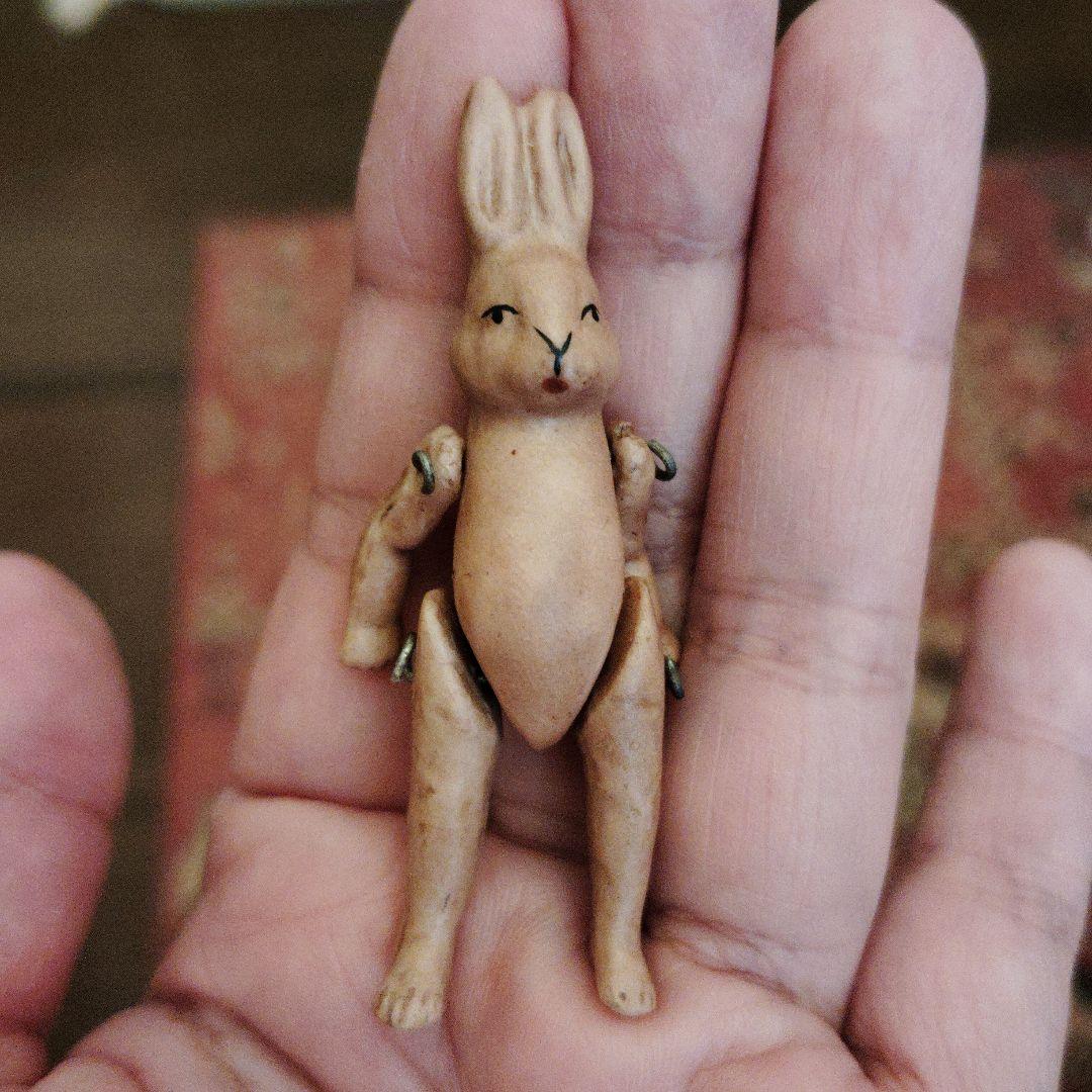 アンティーク小さなうさぎのビスクドール♡