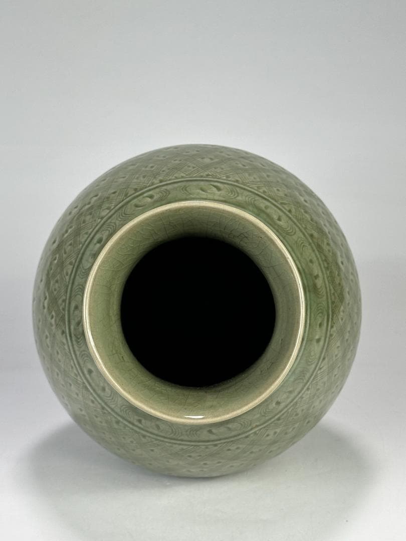 中国美術　龍泉窯　天龍寺　青磁　七官　花瓶　花器　時代　古物　唐物　明時代？