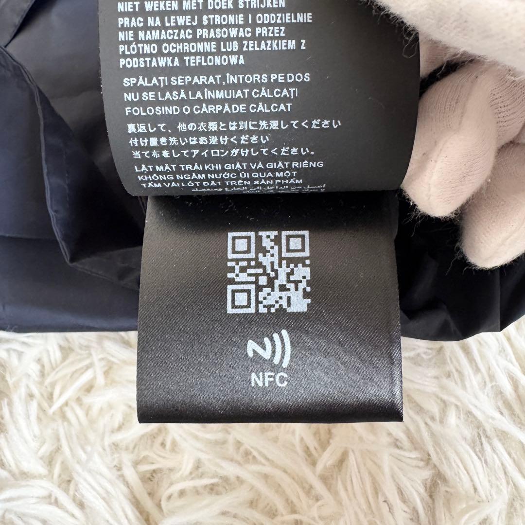 ほぼ未使用　タグ付　プラダ　ジャンパー　三角プレート　ウエストゴム　濃紺　L