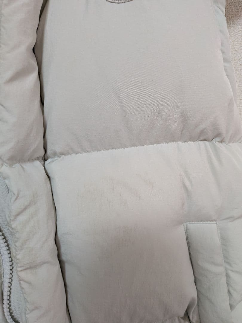 竹*様 DIESEL ダウンベスト フード付き