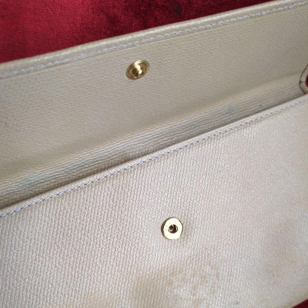 CHANEL ココボタン　長財布