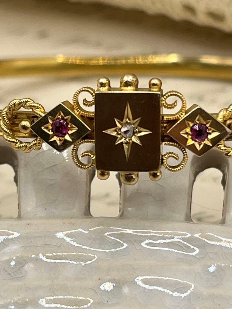 うさぎのななちゃん 英国アンティーク ルビーダイヤ 金 バングル オリジナ