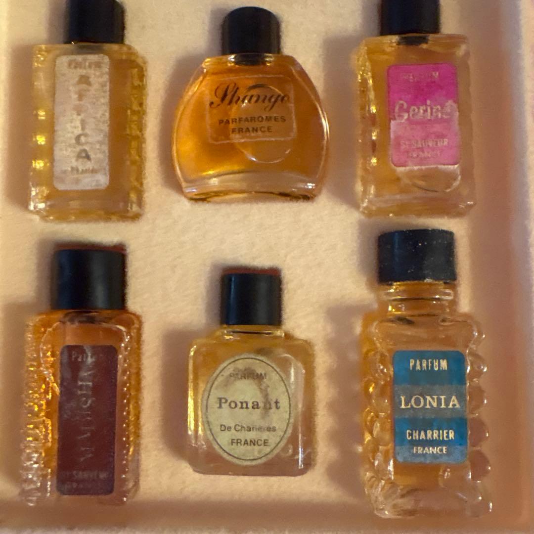 未開封 フランス製 香水 ピンクボックス