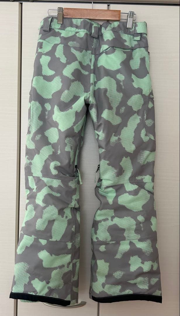 バートン　ガールズ　スノーボードウェア　 スキー　M140 キッズ