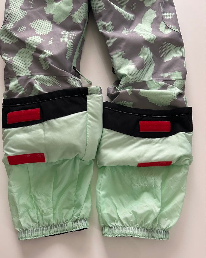 バートン　ガールズ　スノーボードウェア　 スキー　M140 キッズ