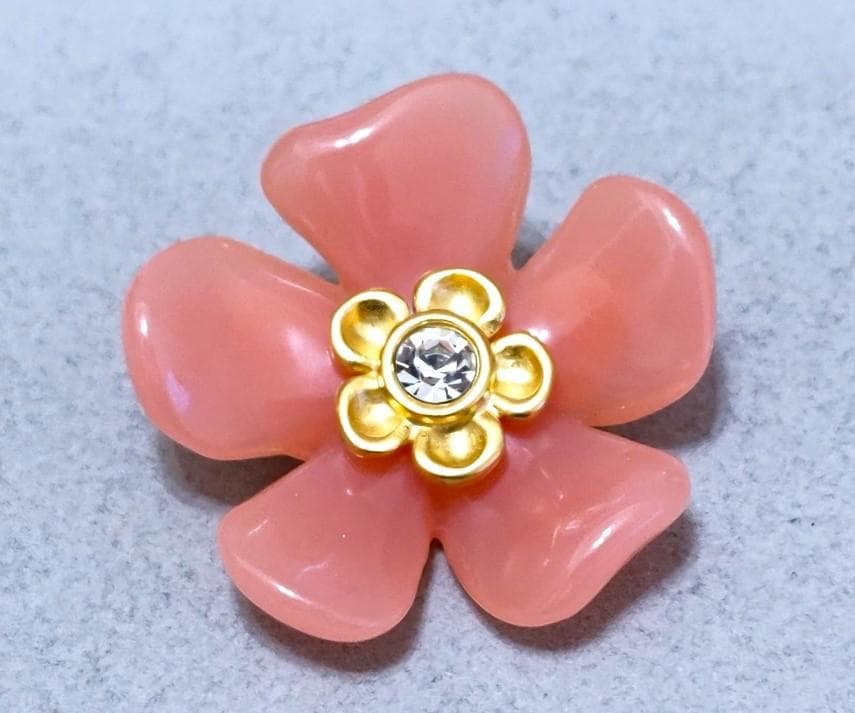 ジバンシー　ピンク花型ブローチ　40589
