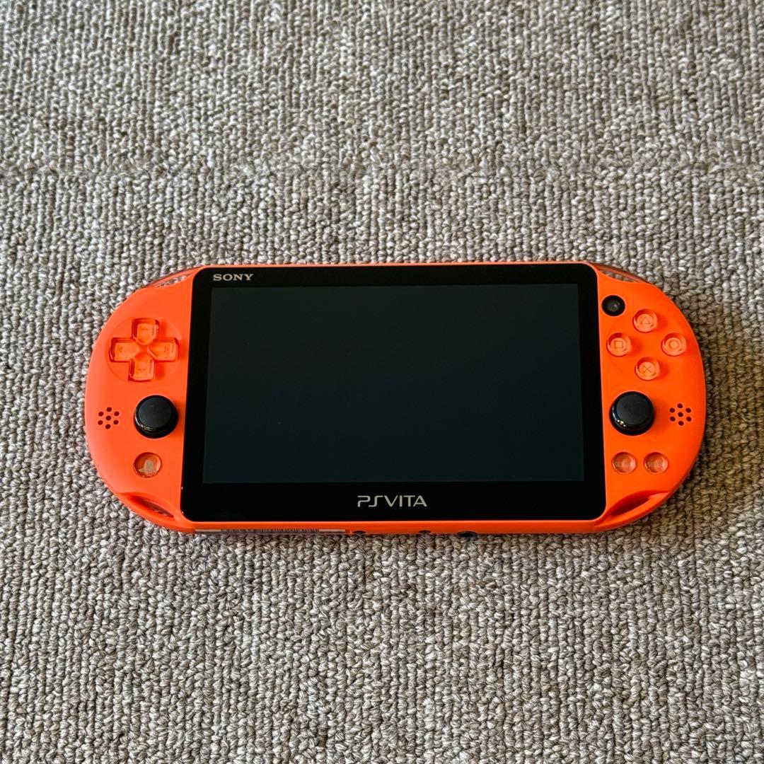 PSVITA PCH-2000 ネオンオレンジ