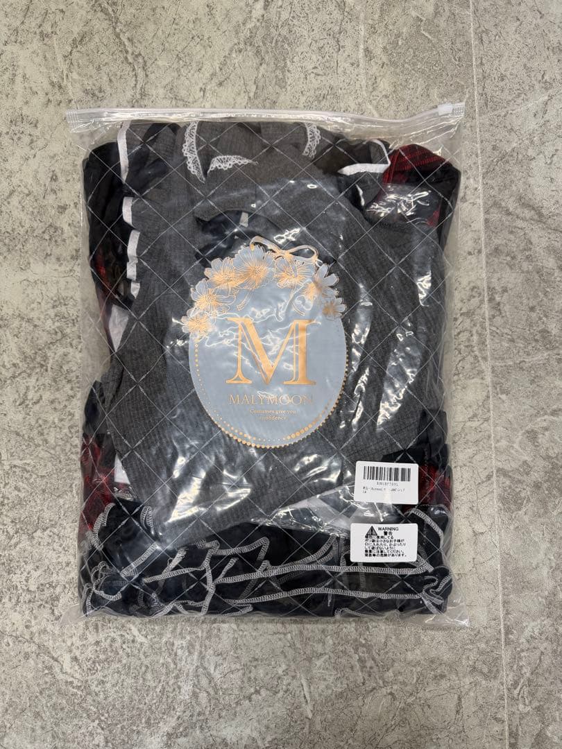 マリームーン　サキュバス　悪魔デビルメイド　レッド