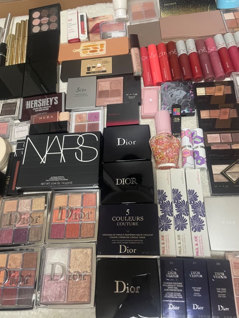 総額70万以上！コスメまとめ売り260点以上