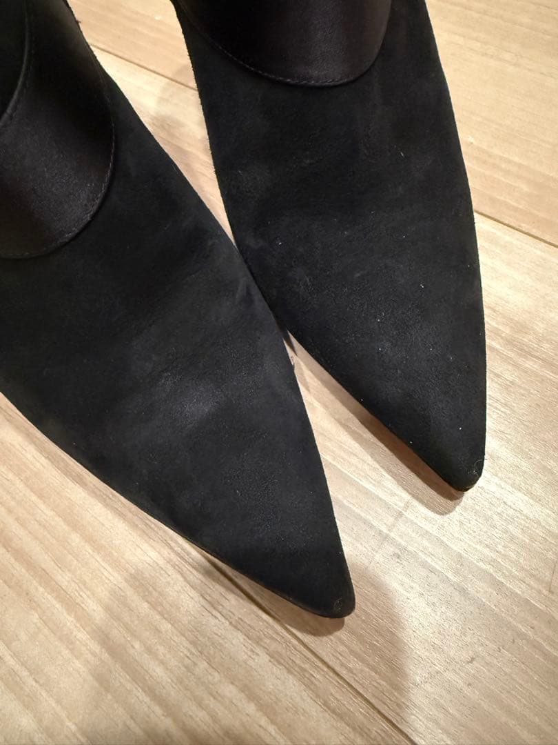 MANOLO BLAHNIK ハンギシスエード アンクルブーツ　37