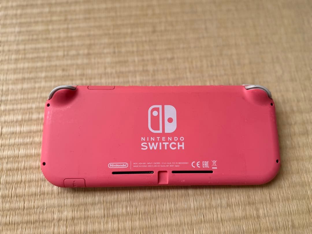 Nintendo Switch Lite コーラル 本体 ケース 充電器付き