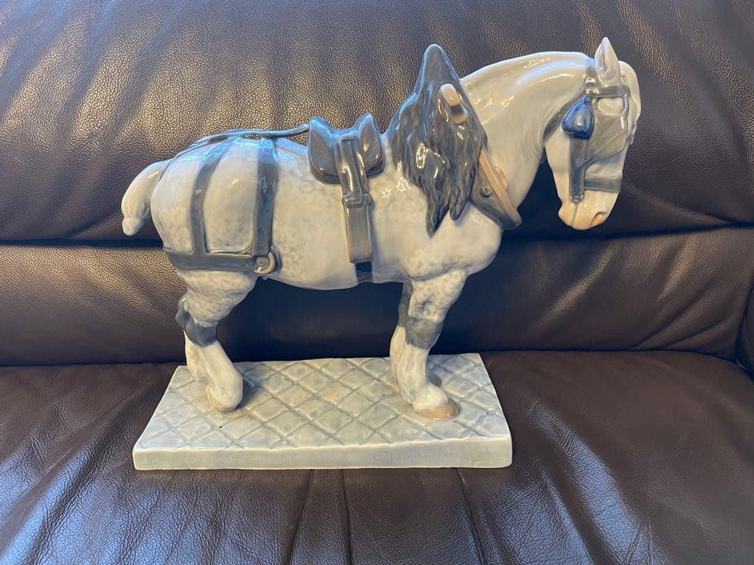 希少品　ロイヤルコペンハーゲン　馬の置物