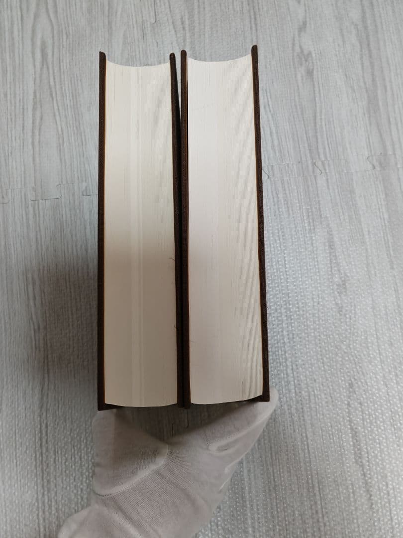 日本産蛾類大図鑑/全２巻　外函,輸送用函付属　講談社　第１刷　新品同様美品