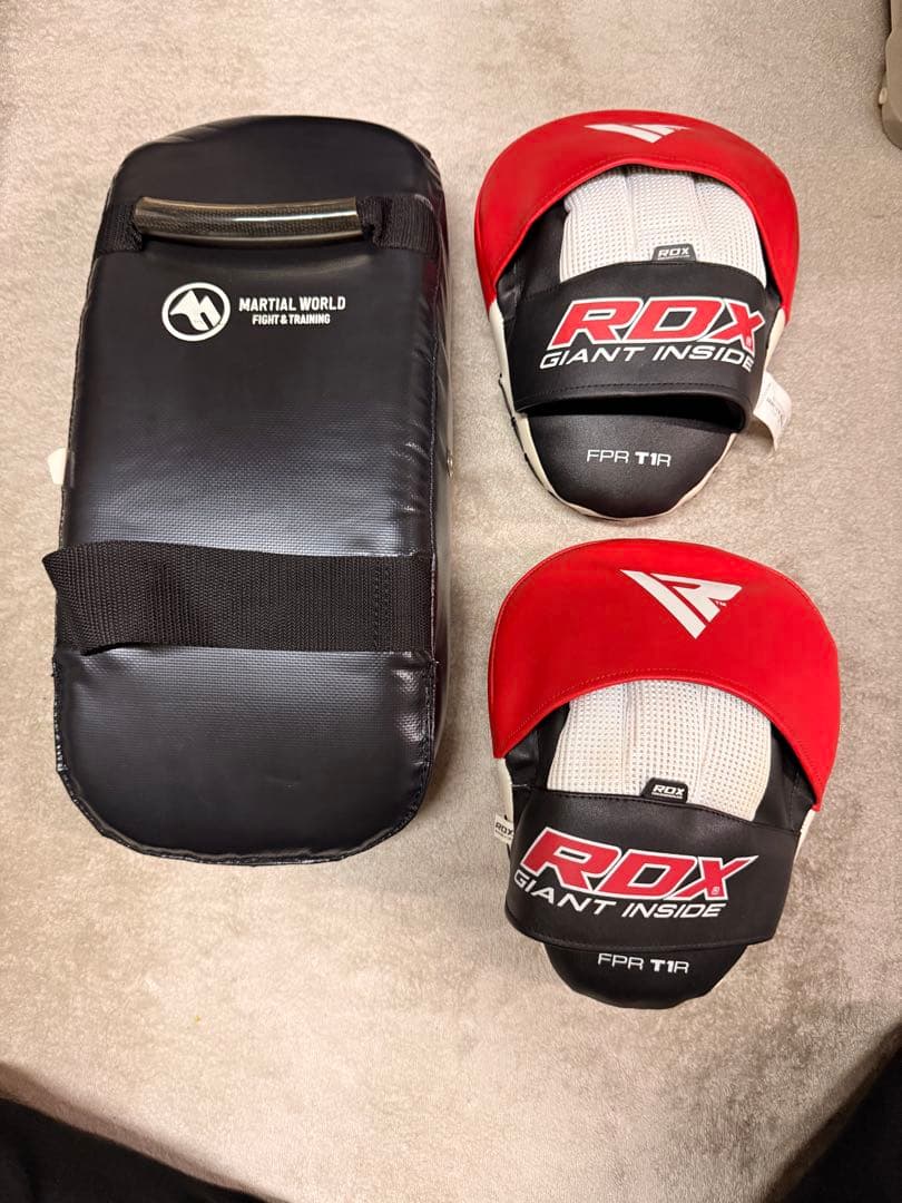 RDX GIANT INSIDE キックミット