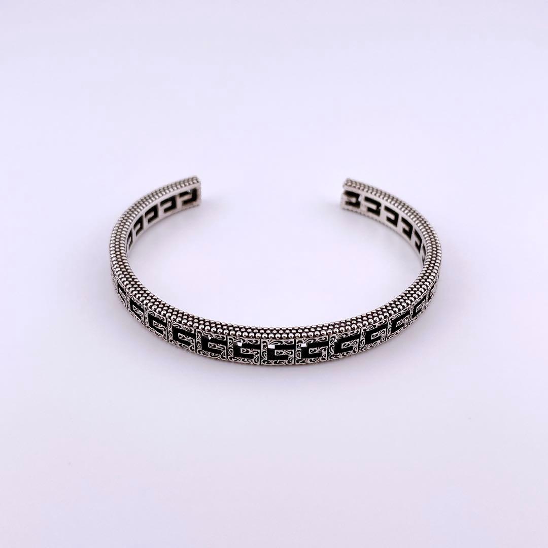 ★グッチ★ バングル ブレスレット スクエアG カフブレスレット 燻 いぶし