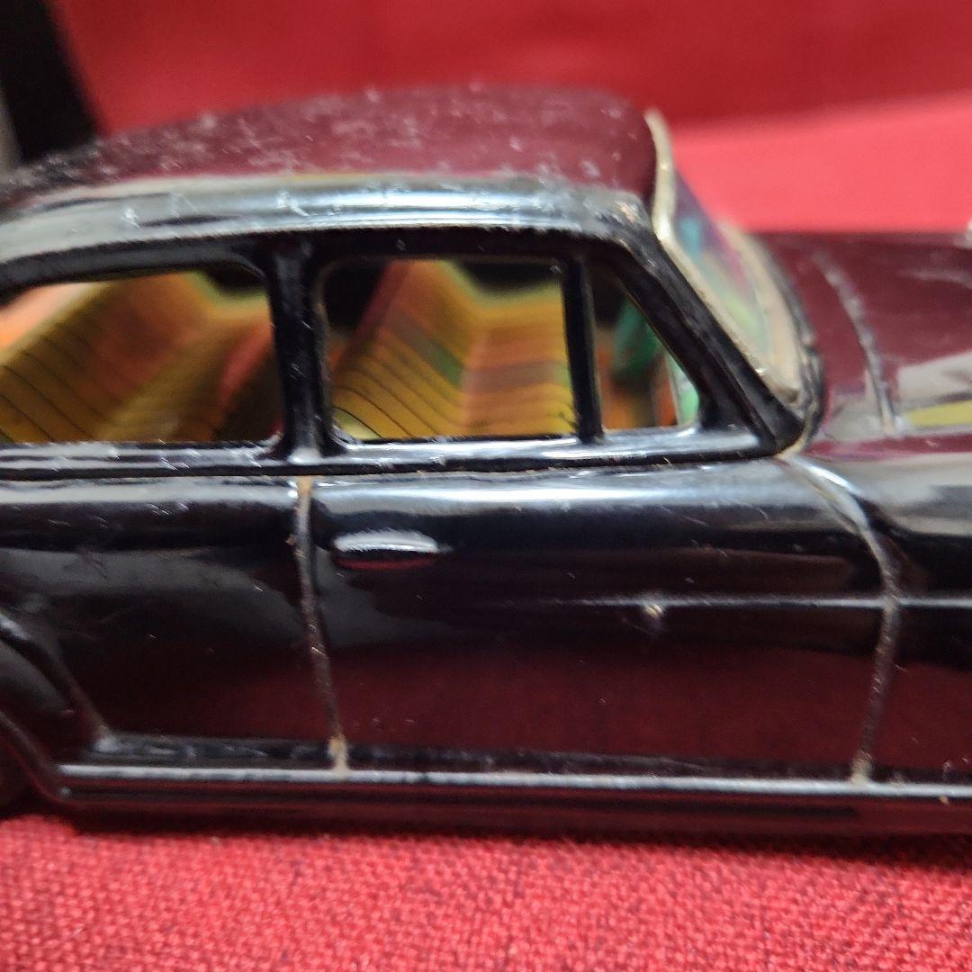 萬代屋 バンダイ製 ブリキミニカー メルセデス・ベンツ 219 セダン ブラック