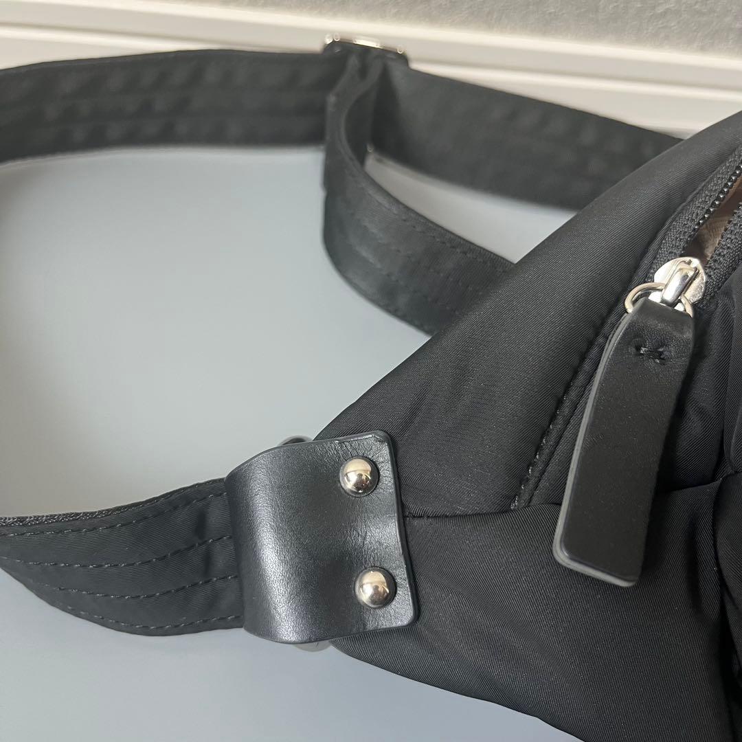 ノルンマーニ 抱っこバッグ N/ORN mani ナイトブラック ヒップシート