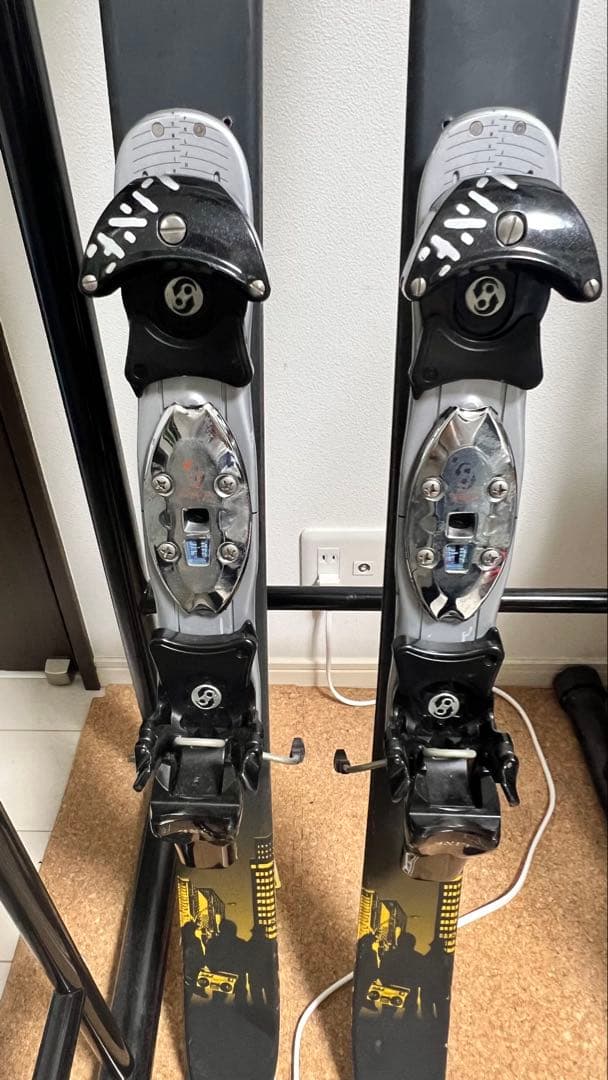 LINEスキー ビンディング付き 133cm